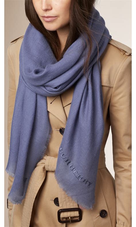 foulard di burberry|Women’s Scarves in Silk, Wool & Cashmere .